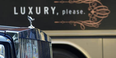 "Luxury, please": Glamour trifft Tradition