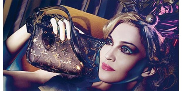 Madonna posiert für neue Herbstkampagne