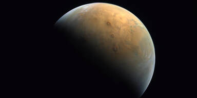 Emiratische Raumsonde schickte erstes Bild vom Mars
