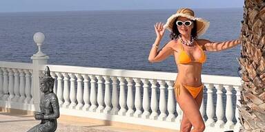 Oh, là, là! Mausi Lugner (58) zeigt ihren knackigen Bikini-Body