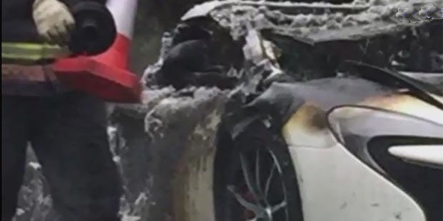 Sündteurer McLaren geht in Flammen auf