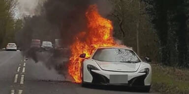 Sündteurer McLaren geht in Flammen auf