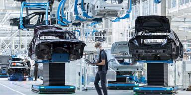 So funktioniert Daimlers neue Hightech-Fabrik