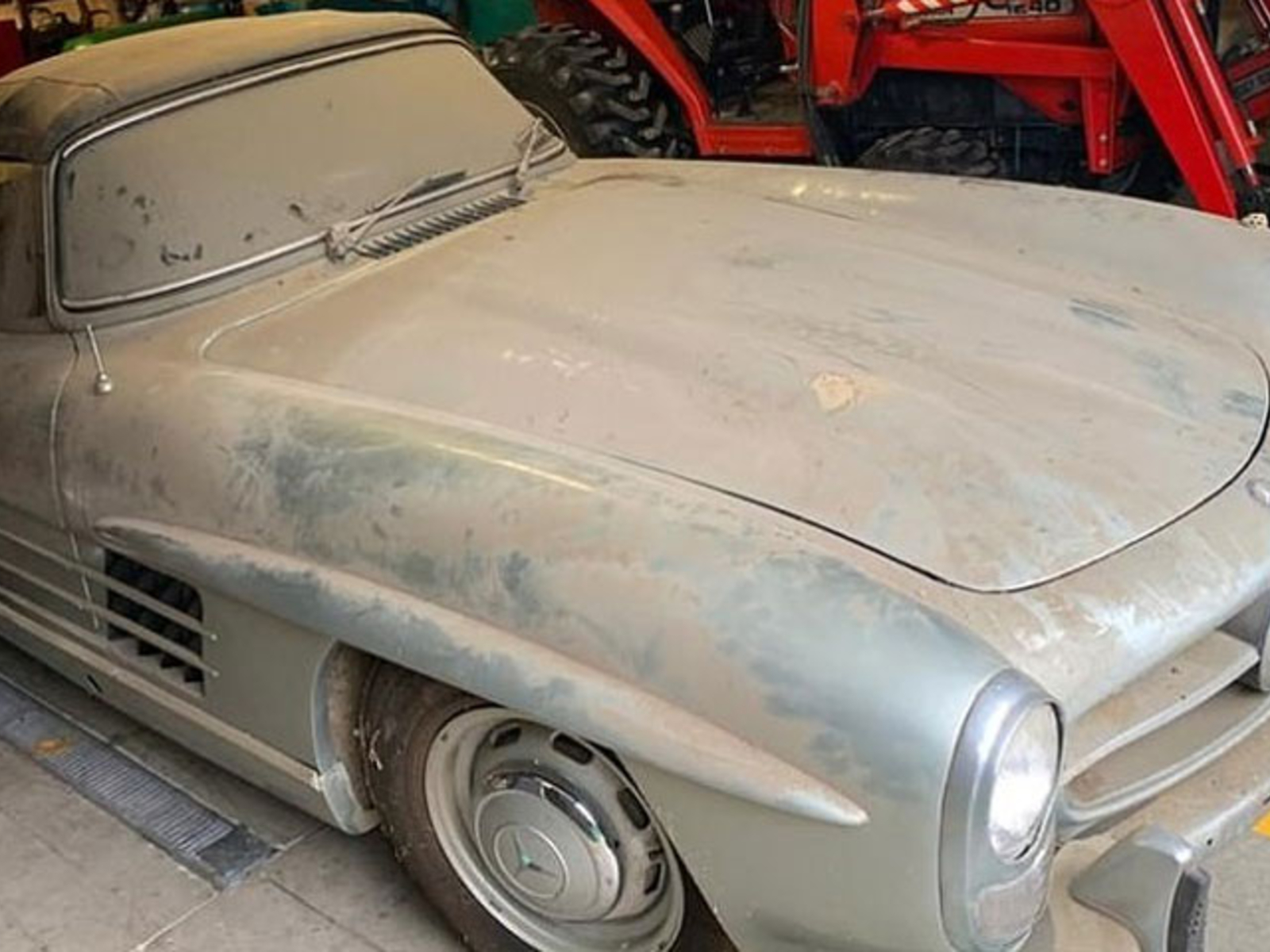 Garagenfund macht Finder zu Millionär - Mercedes-Oldtimer entdeckt - oe24.at