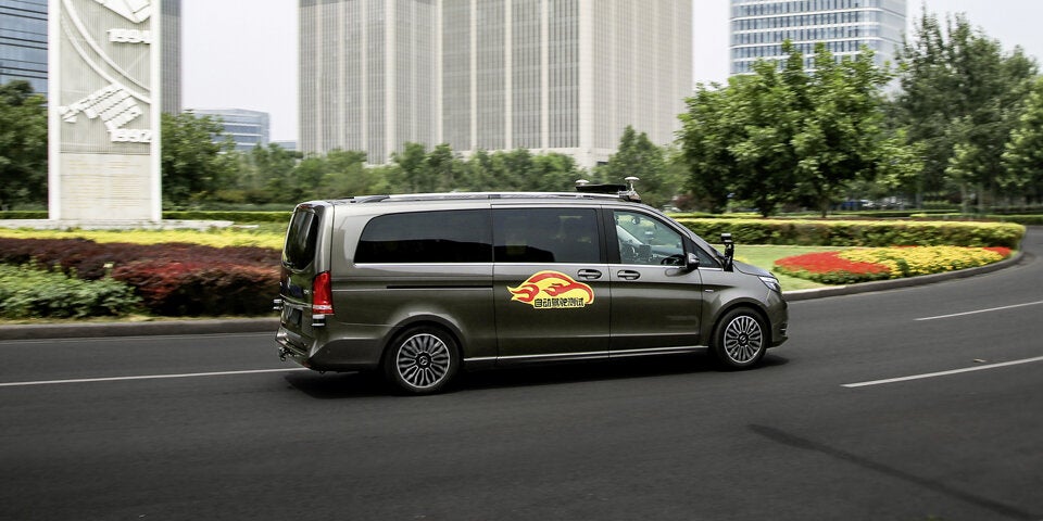 Mercedes forciert Roboterauto-Tests