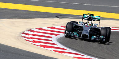 Formel 1: Mercedes wieder vor Red Bull