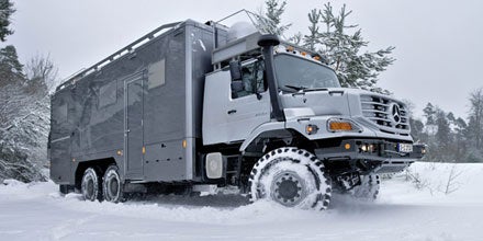 Zetros: Luxus-Vehikel mit 6x6 Antrieb