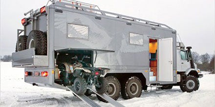Zetros: Luxus-Vehikel mit 6x6 Antrieb