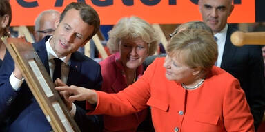 Macron und Merkel eröffneten Frankfurter Buchmesse