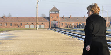 Merkel in Auschwitz: "Wir dürfen niemals vergessen!"