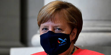 Merkel will "Wellenbrecher-Shutdown" in Deutschland beschließen