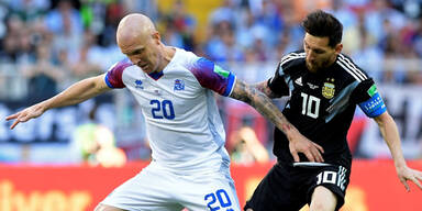 Island holt 1:1 bei Elfer-Drama um Messi