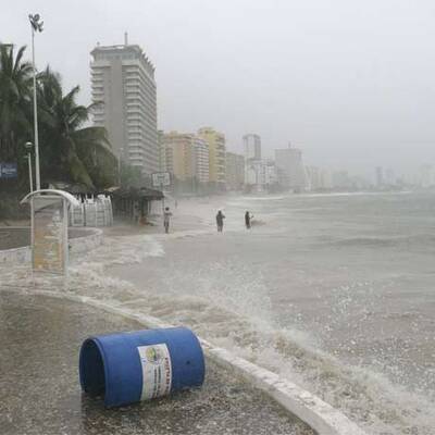 Hurrikan vor der Küste Mexikos