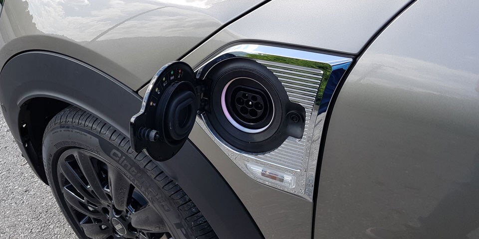 Erster Mini mit Plug-in-Hybrid im Test