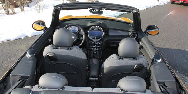 Neues Mini Cabrio im Fahrbericht