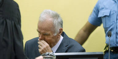 Mladic vergisst Gebiss in der Zelle