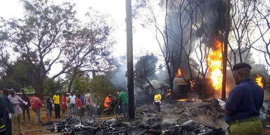 Tankwagen explodiert: Mindestens 60 Tote