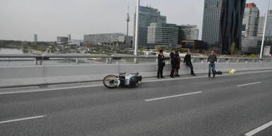 Betrunkener Motorradfahrer bei Unfall verletzt