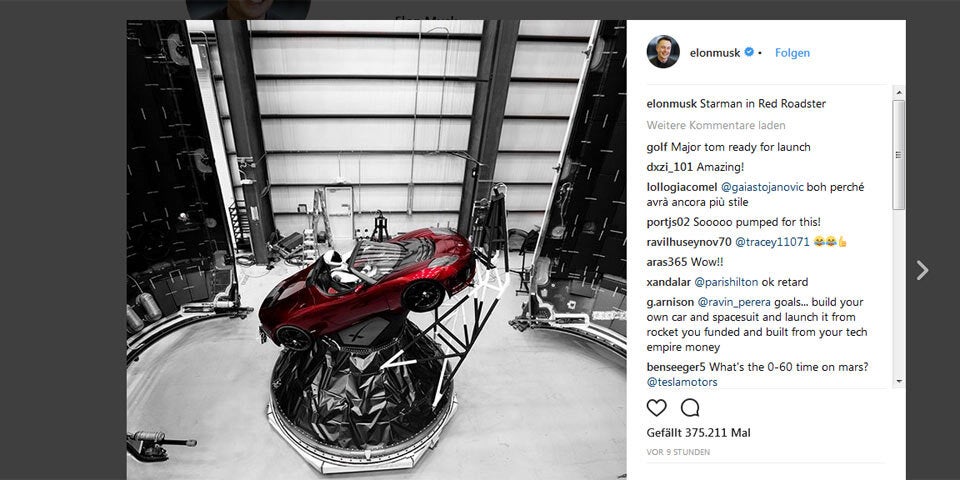 Elon Musk schießt Tesla Roadster ins All