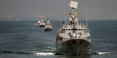 USA: Zerstörer "USS Mason" auf Weg zum Anschlagsort