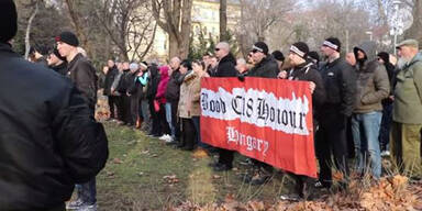 "Juden raus!": Hunderte Nazis zogen durch Budapest