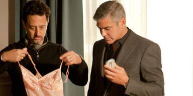 Wer ist die Frau an George Clooneys Seite?