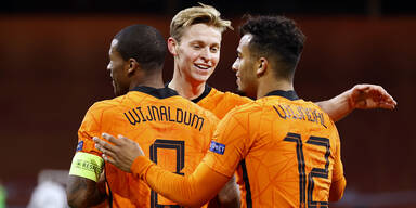 Niederlande holt ersten Sieg unter Trainer De Boer