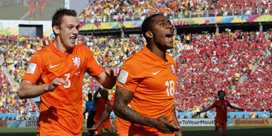 Holland auch gegen Chile eiskalt