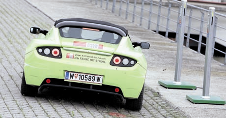 So fährt sich der Elektrosportler Tesla
