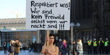 Nackt-Protest gegen Sex-Attacken in Köln 
