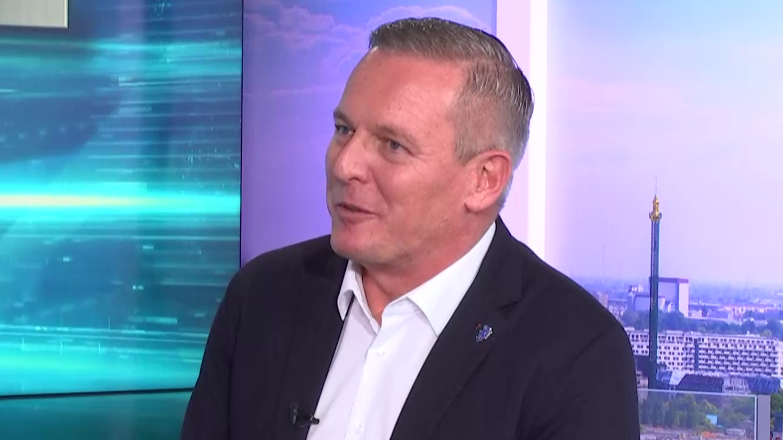FELLNER! LIVE Mario Kunasek im Interview oe24.tv