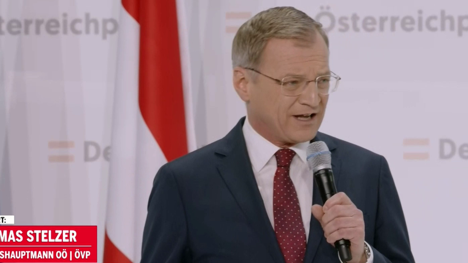 Thomas Stelzer | Nehammer präsentiert \