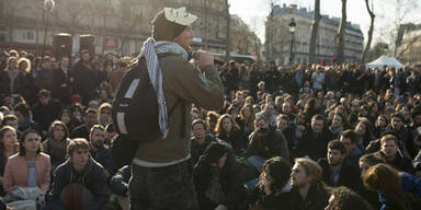 Paris kündigt Hilfen für Studenten an