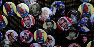 obama-buttons