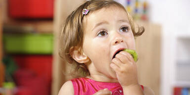Nur jedes zweite Kind isst täglich Obst