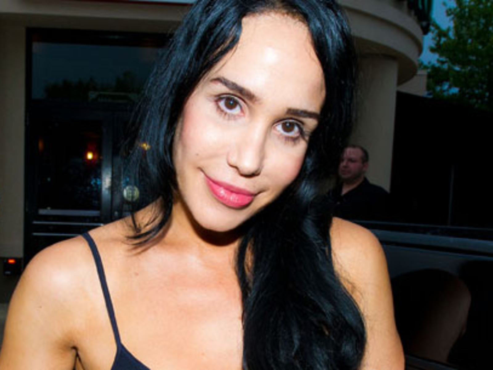 Octomom versteigert sich selbst - stars24