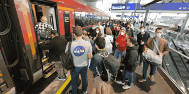 Züge voll wie nie: Das tun die ÖBB jetzt gegen Reise-Chaos