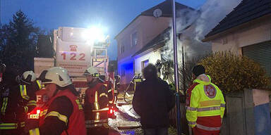 Wohnhaus-Brand: 68-Jähriger stirbt in den Flammen