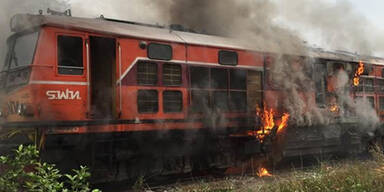 Thailand: Luxus-Zug fängt Feuer