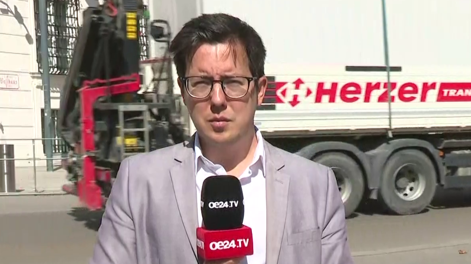 Staatsanwaltschaft dementiert Deal mit Egisto Ott oe24.tv