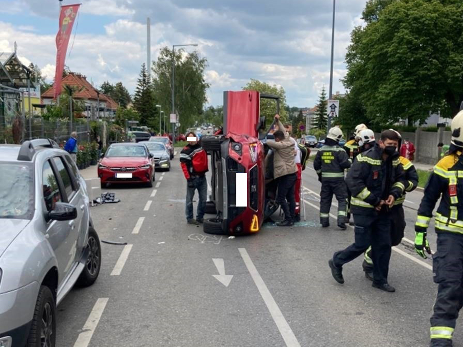 Mangel wegen Ausländer-Autos: Wien rüstet Parkkrallen auf – Wien