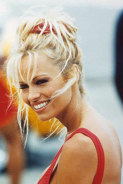 So viel Geld verdient Pamela Anderson durch Baywatch
