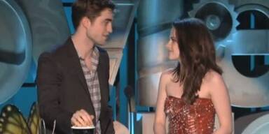 Twilight-Schwarm Pattinson küsst Lautner