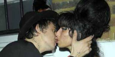 pete doherty, amy winehouse kuss