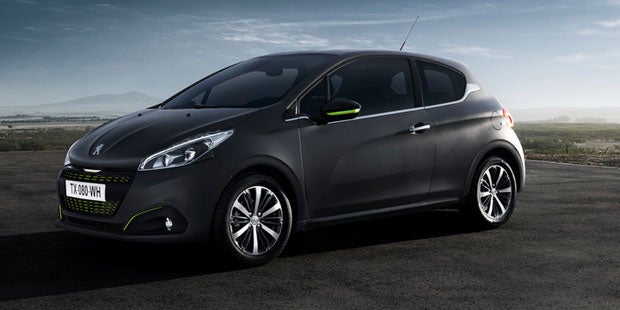 Peugeot 208 mit 1. Struktur-Lackierung