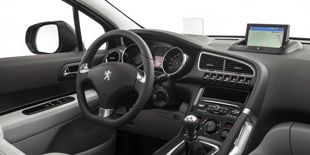 Überarbeiteter Peugeot 3008 startet