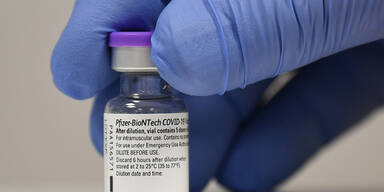 Nach EMA: Impfgremium gibt Biontech/Pfizer frei