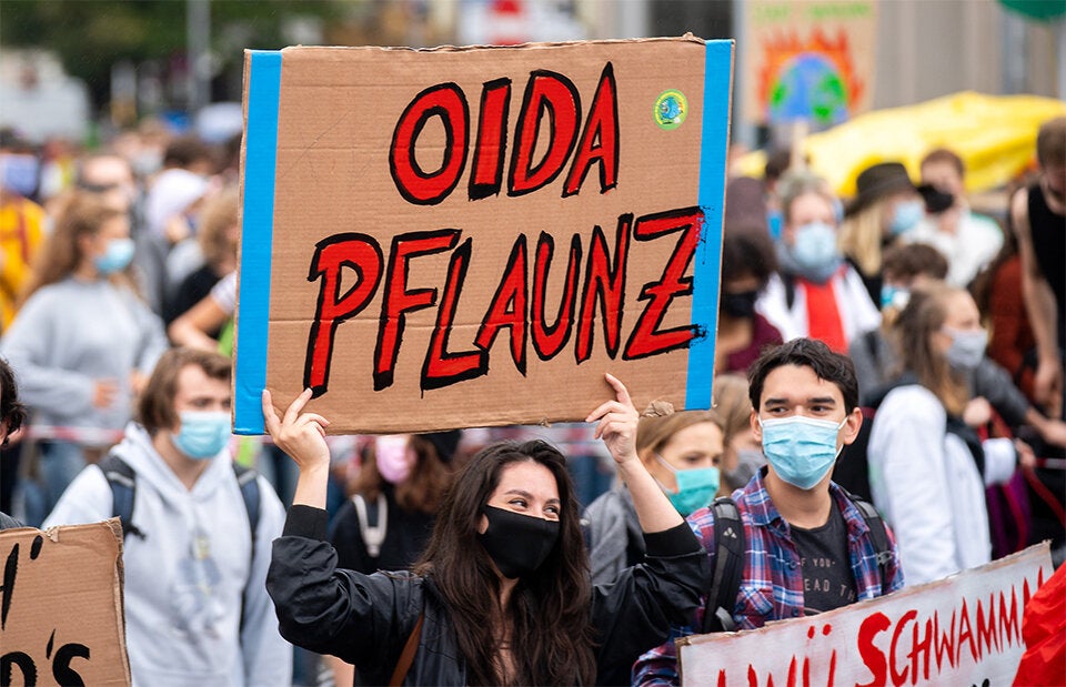 Trotz Corona: Tausende bei Klima-Demo in Wien
