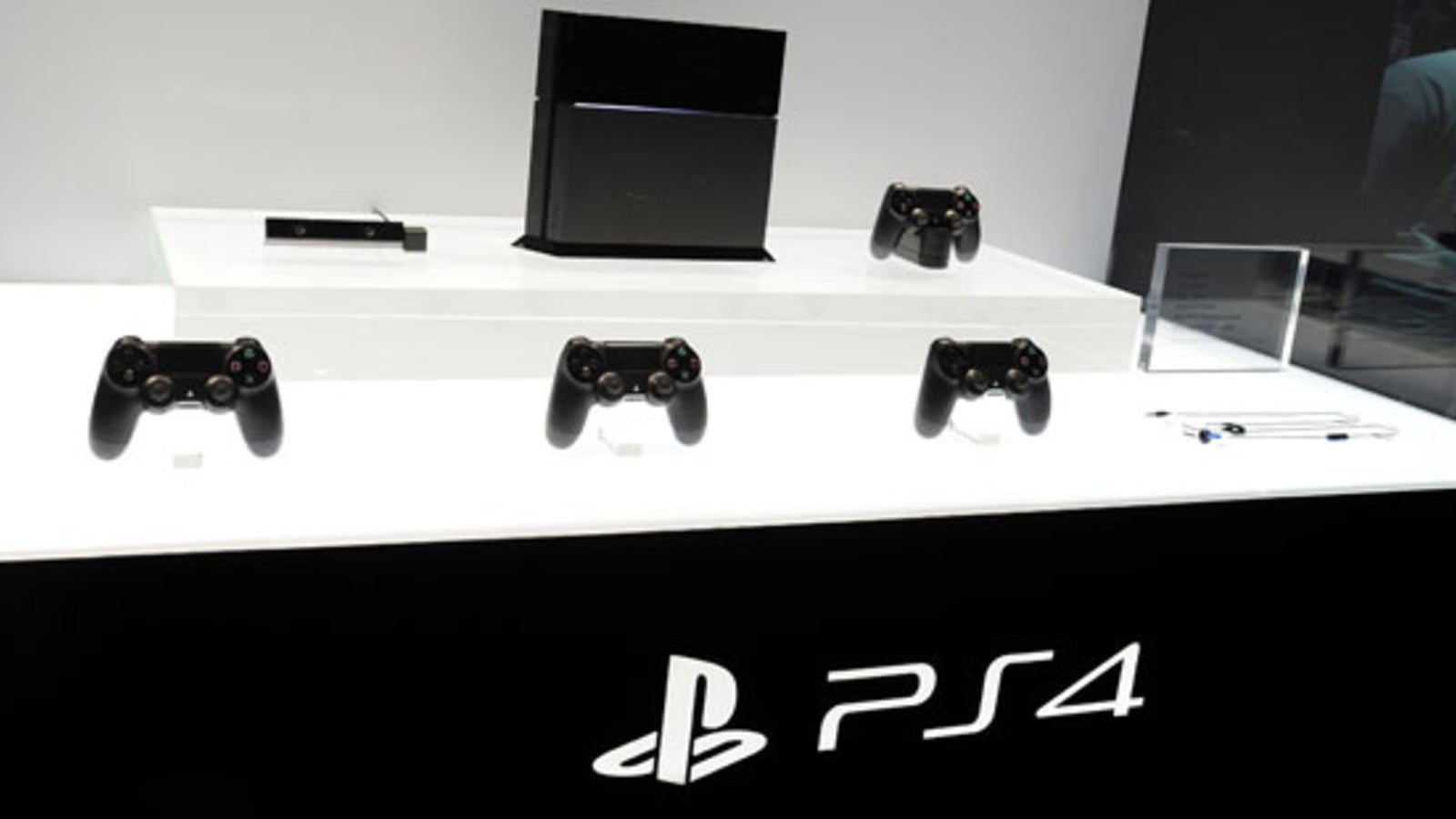 PS4 Slim erstmals für unter 200 Euro - oe24.at