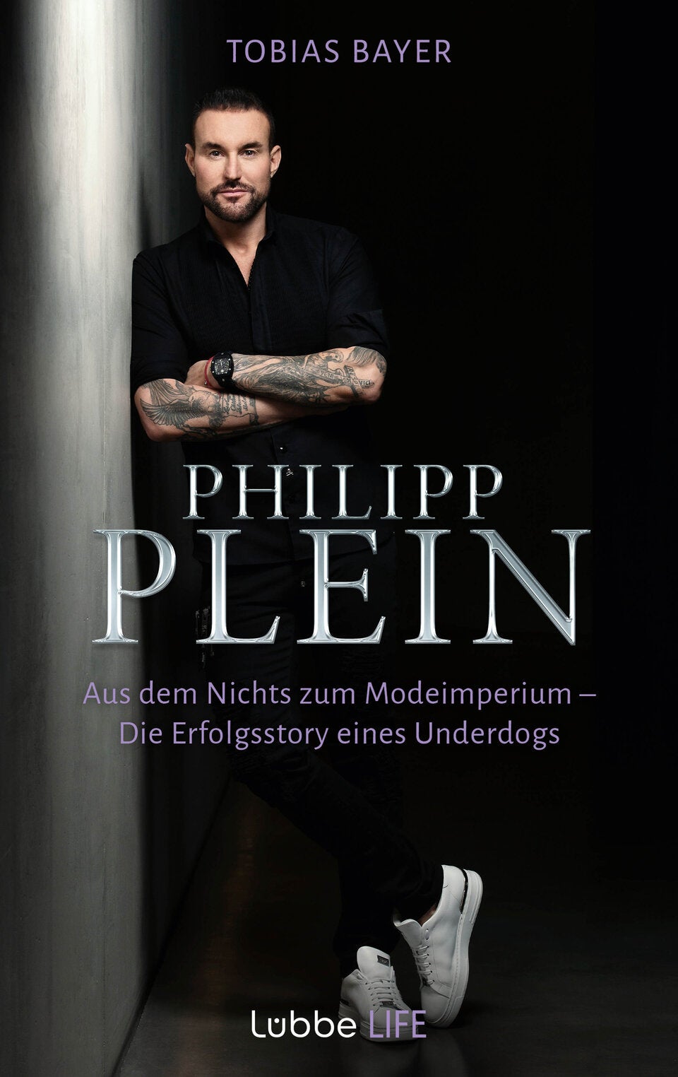 Die Philipp Plein-Biografie erzählt, wie er sein Modeimperium geschaffen hat.